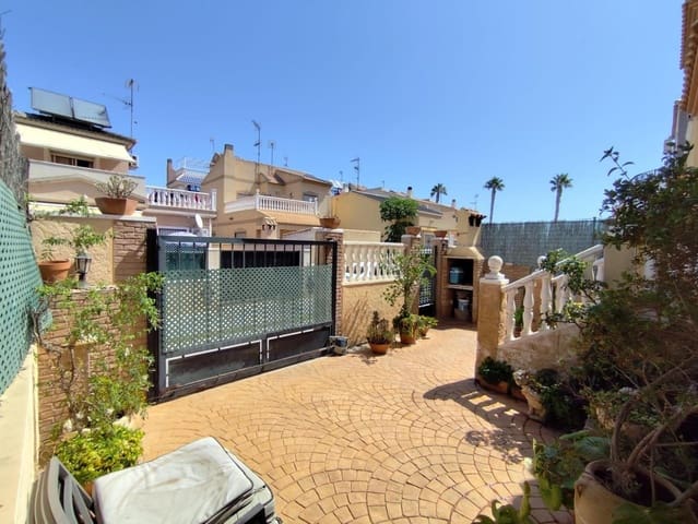 3 bedroom Villa for sale in Parque de las Naciones, Torrevieja with pool - € 310,000 (Ref: 9197901)