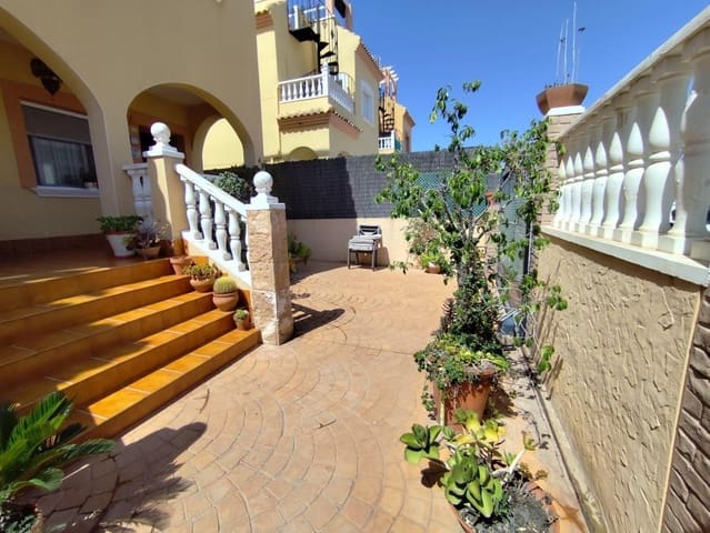 3 bedroom Villa for sale in Parque de las Naciones, Torrevieja with pool - € 310,000 (Ref: 9197901)