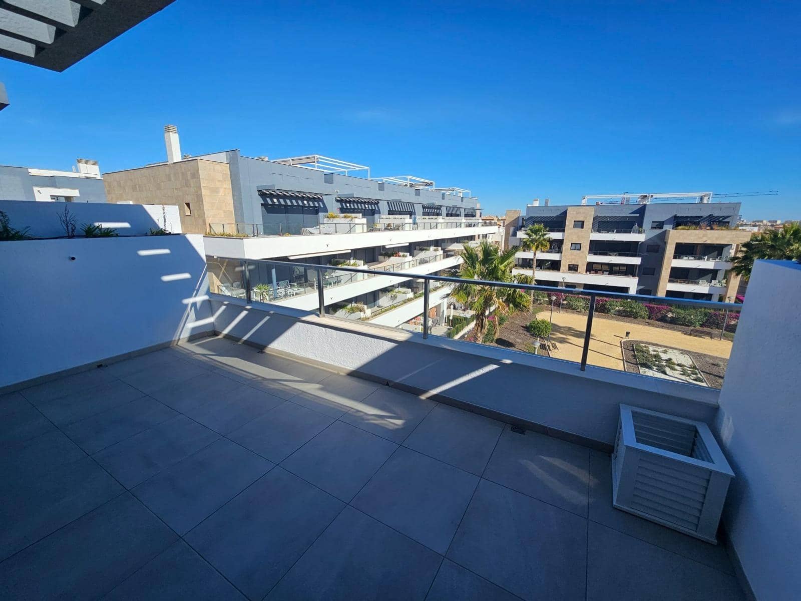 2 soverom Penthouse til salgs i Playa Flamenca med svømmebasseng - € 425 000 (Ref: 9199397)