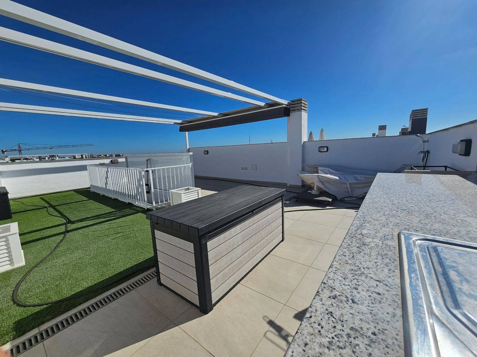 2 soverom Penthouse til salgs i Playa Flamenca med svømmebasseng - € 425 000 (Ref: 9199397)
