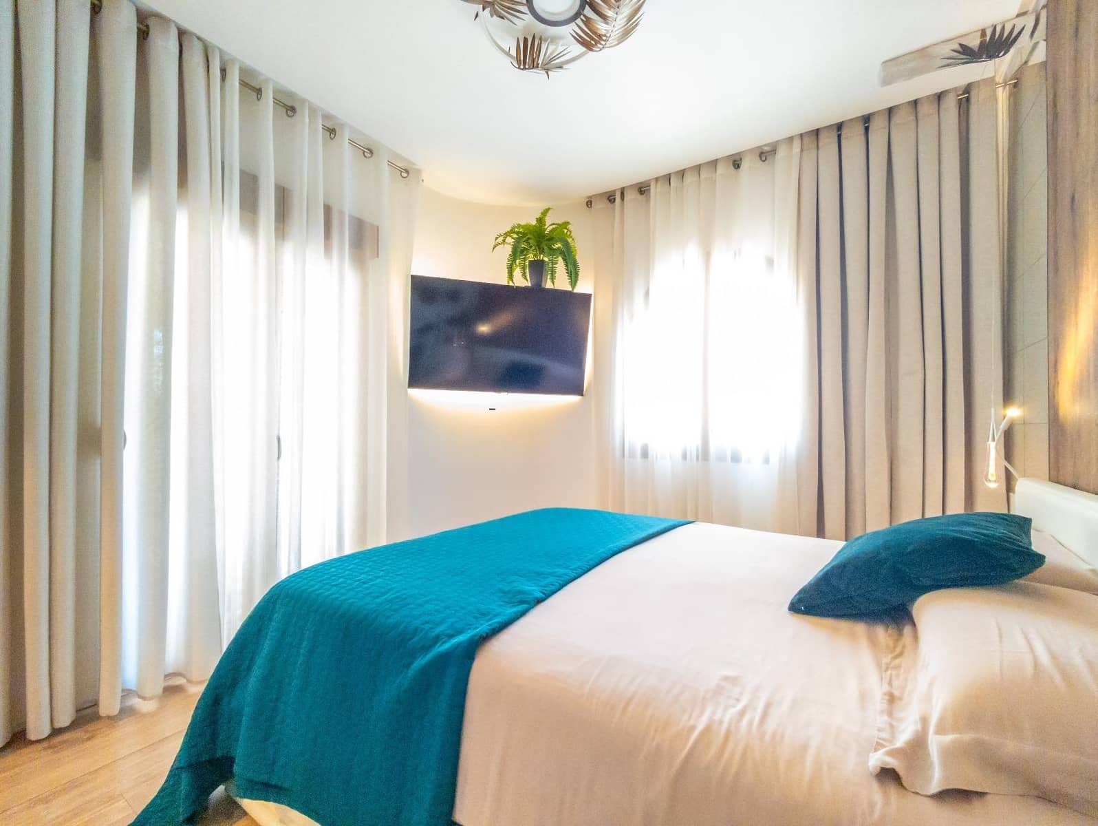 4 quarto Moradia para venda em El Chaparral com piscina garagem - 590 000 € (Ref: 9202591)