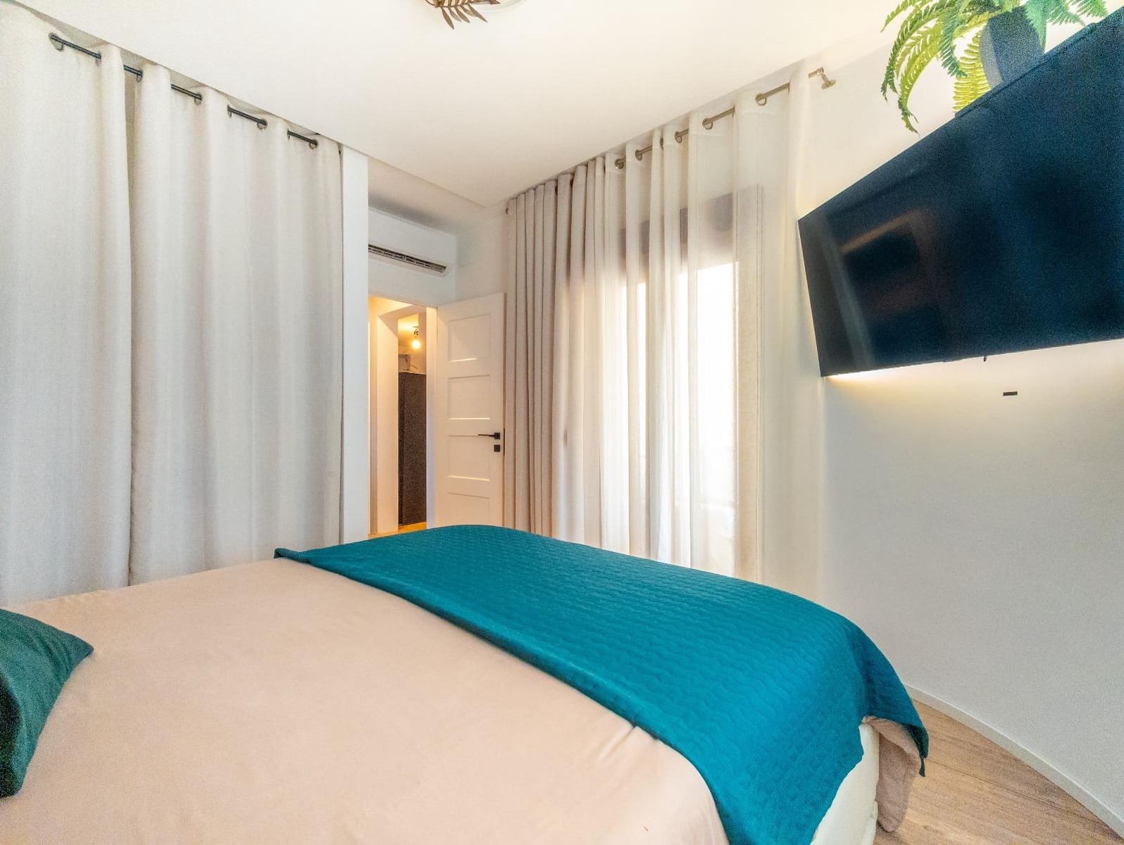 4 quarto Moradia para venda em El Chaparral com piscina garagem - 590 000 € (Ref: 9202591)