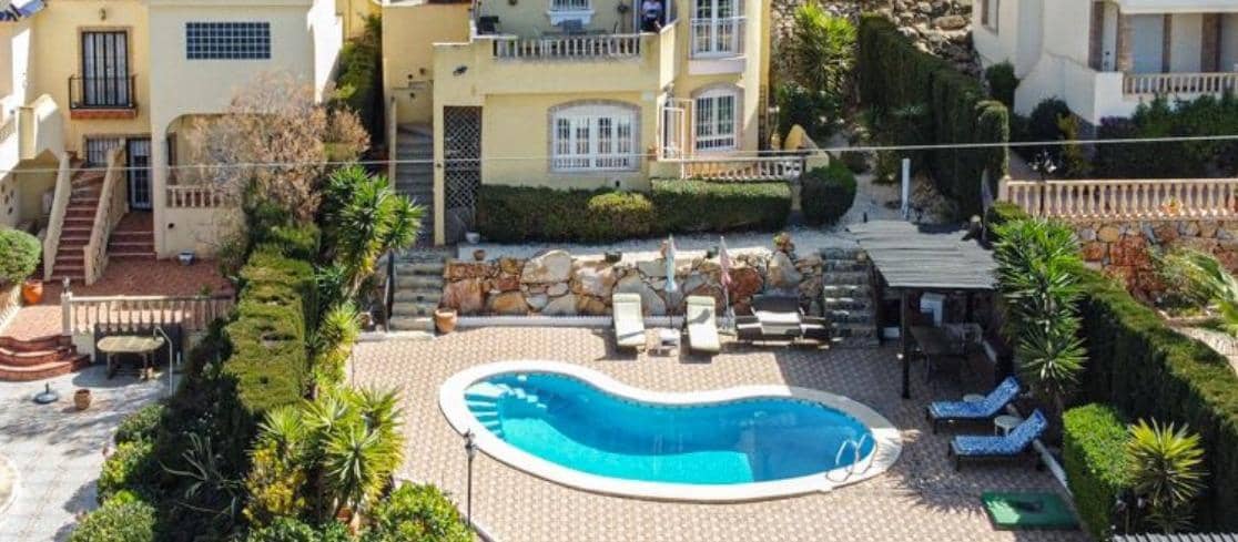 Chalet de 3 habitaciones en Las Ramblas Golf en venta con piscina - 395.000 € (Ref: 9206664)