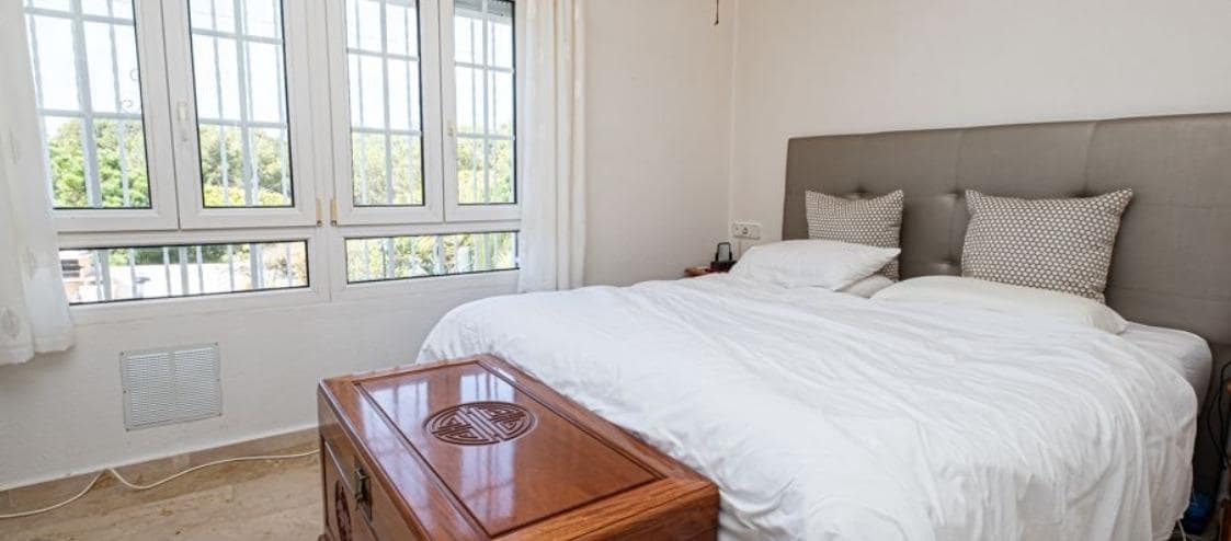 Chalet de 3 habitaciones en Las Ramblas Golf en venta con piscina - 395.000 € (Ref: 9206664)