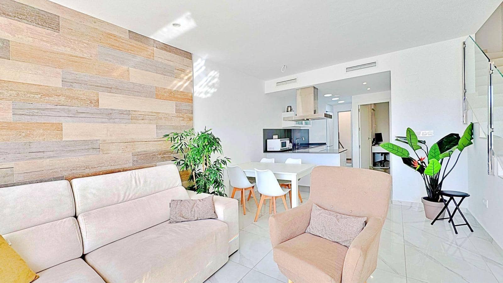 3 soveværelse Rækkehus til salg i Torrevieja med swimmingpool - € 339.000 (Ref: 9208482)