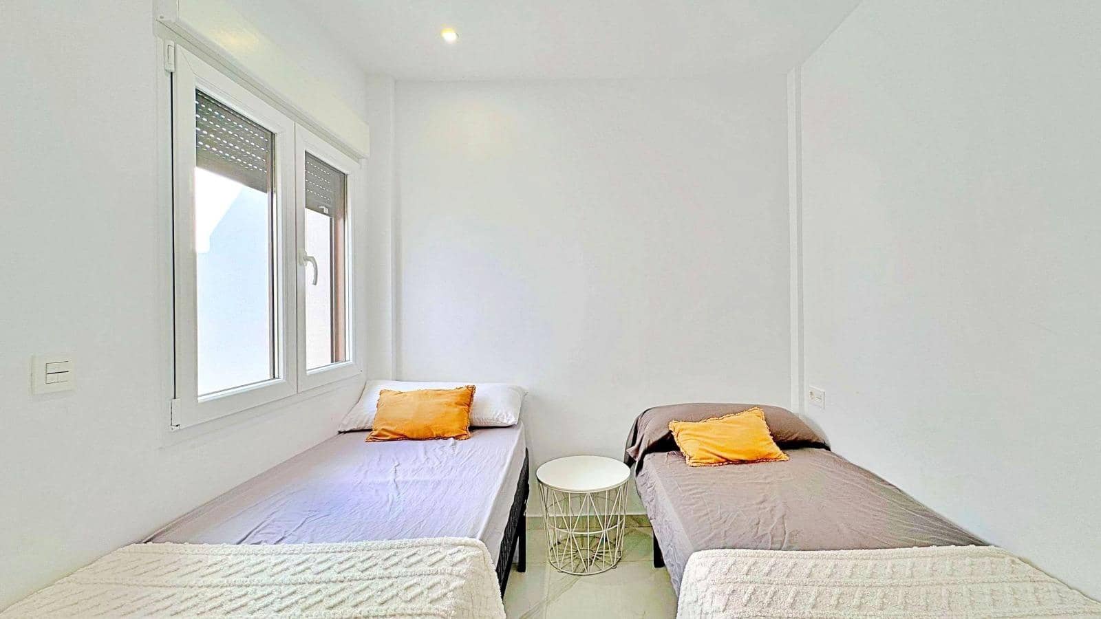 3 soveværelse Rækkehus til salg i Torrevieja med swimmingpool - € 339.000 (Ref: 9208482)