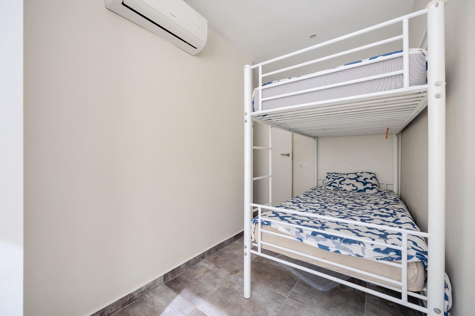 3 sovrum Takvåning till salu i Torrevieja - 180 000 € (Ref: 9209505)