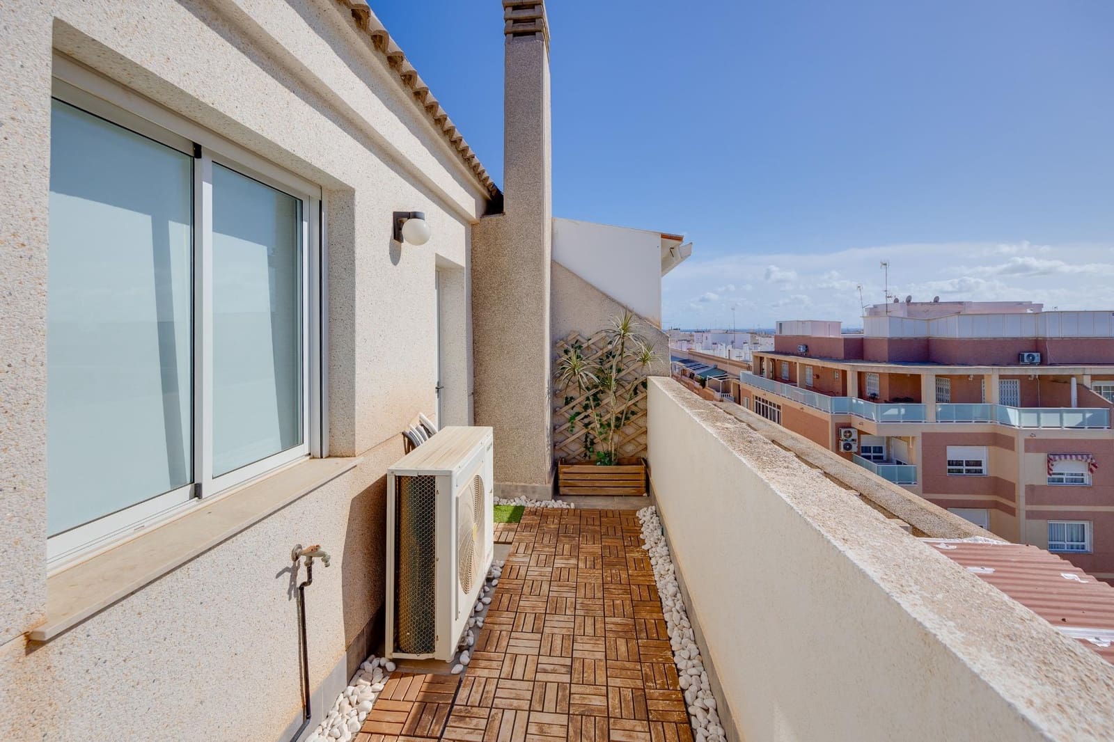 3 sovrum Takvåning till salu i Torrevieja - 180 000 € (Ref: 9209505)