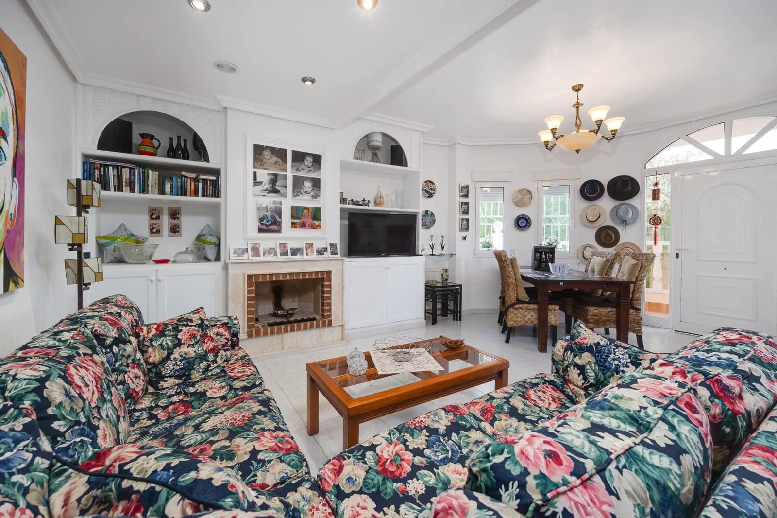 4 sovrum Villa till salu i La Zenia med pool garage - 570 000 € (Ref: 9215257)