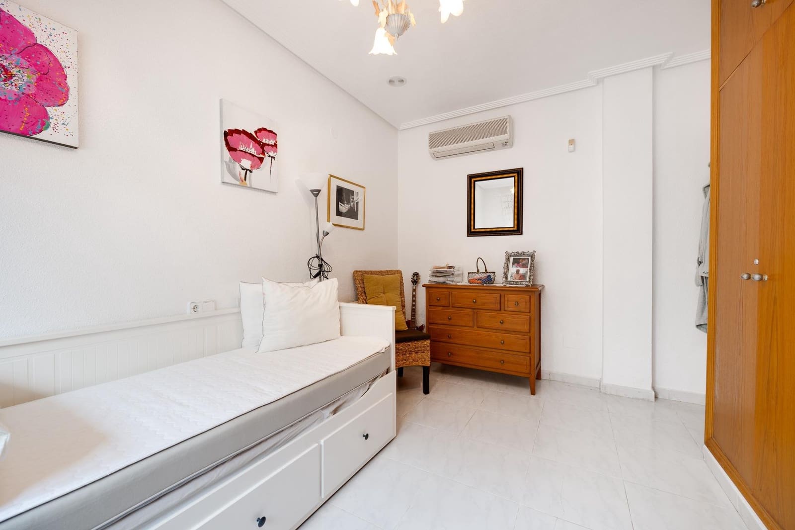 4 sovrum Villa till salu i La Zenia med pool garage - 570 000 € (Ref: 9215257)