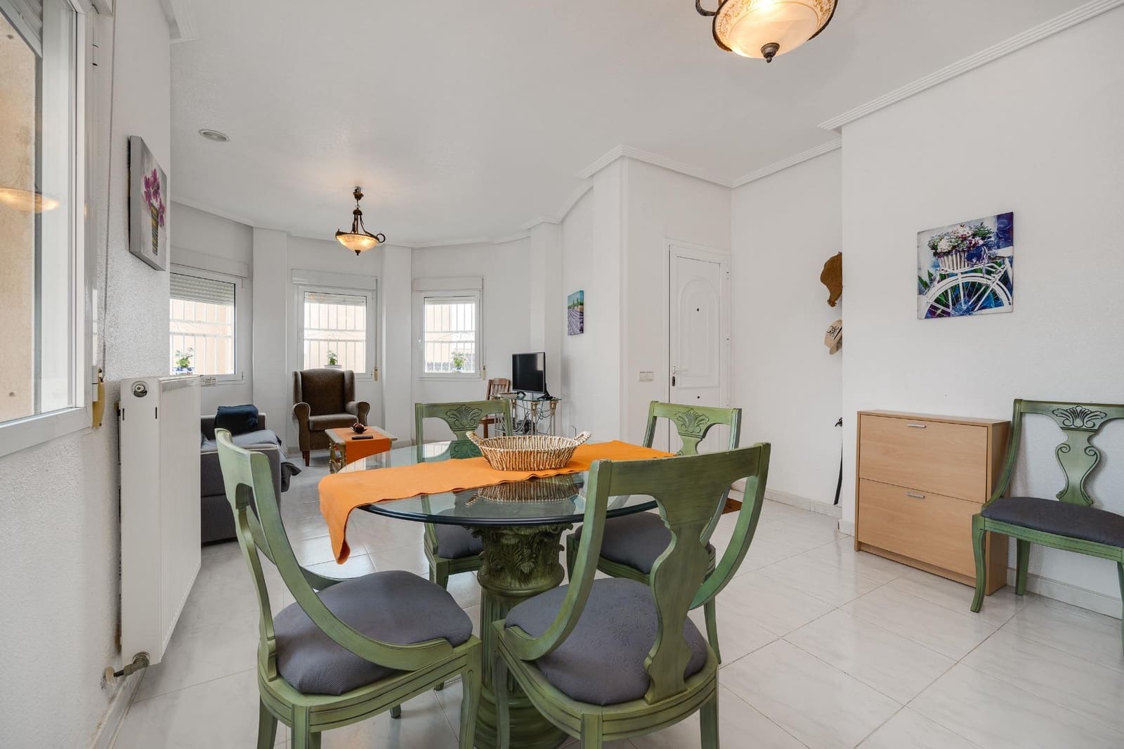 4 sovrum Villa till salu i La Zenia med pool garage - 570 000 € (Ref: 9215257)