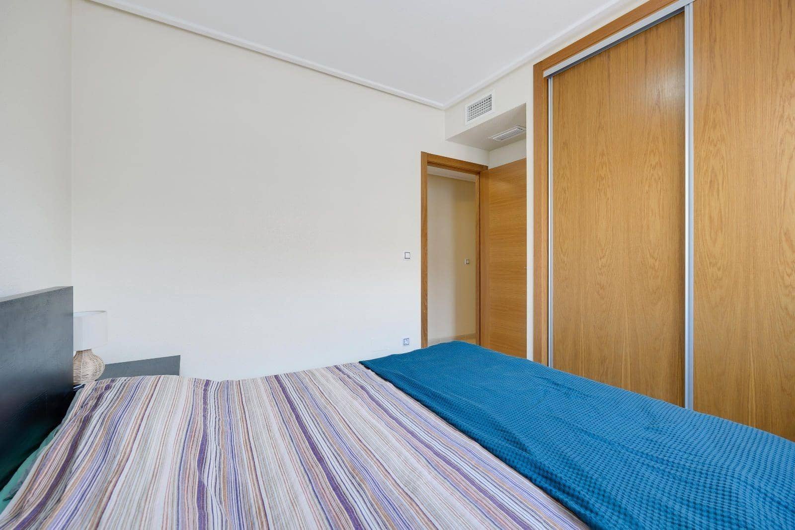 3 slaapkamer Appartement te koop in Playa Flamenca met zwembad garage - € 239.969 (Ref: 9226918)