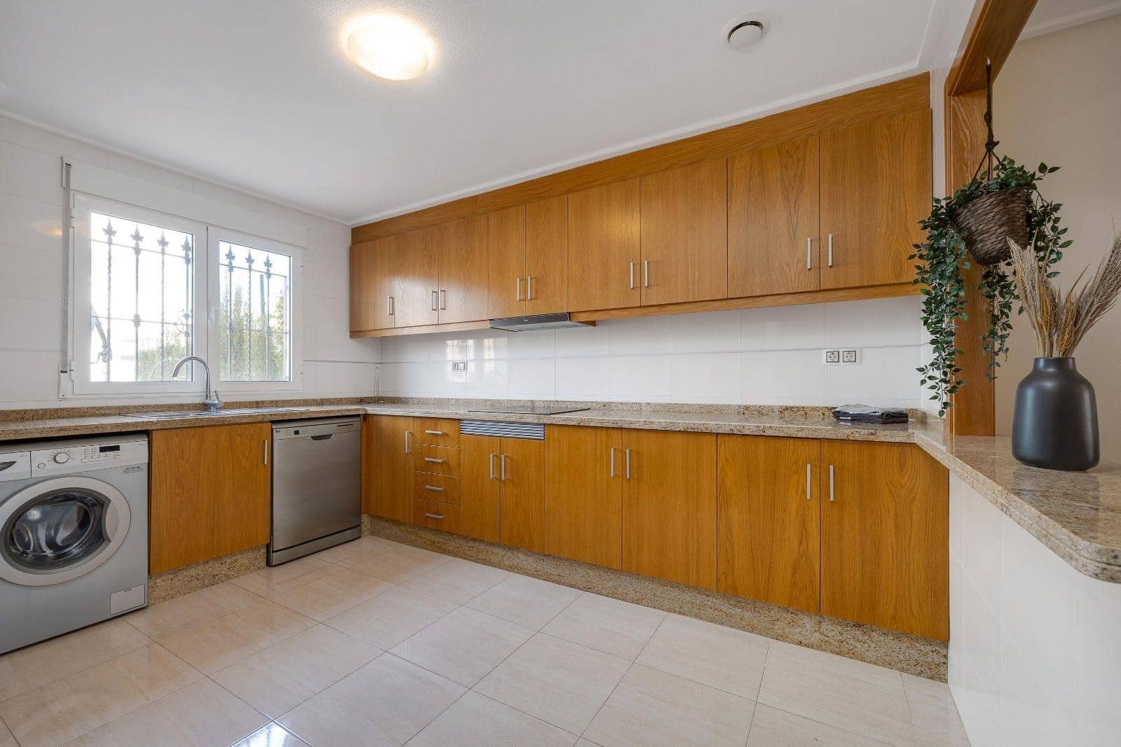 3 slaapkamer Appartement te koop in Playa Flamenca met zwembad garage - € 239.969 (Ref: 9226918)