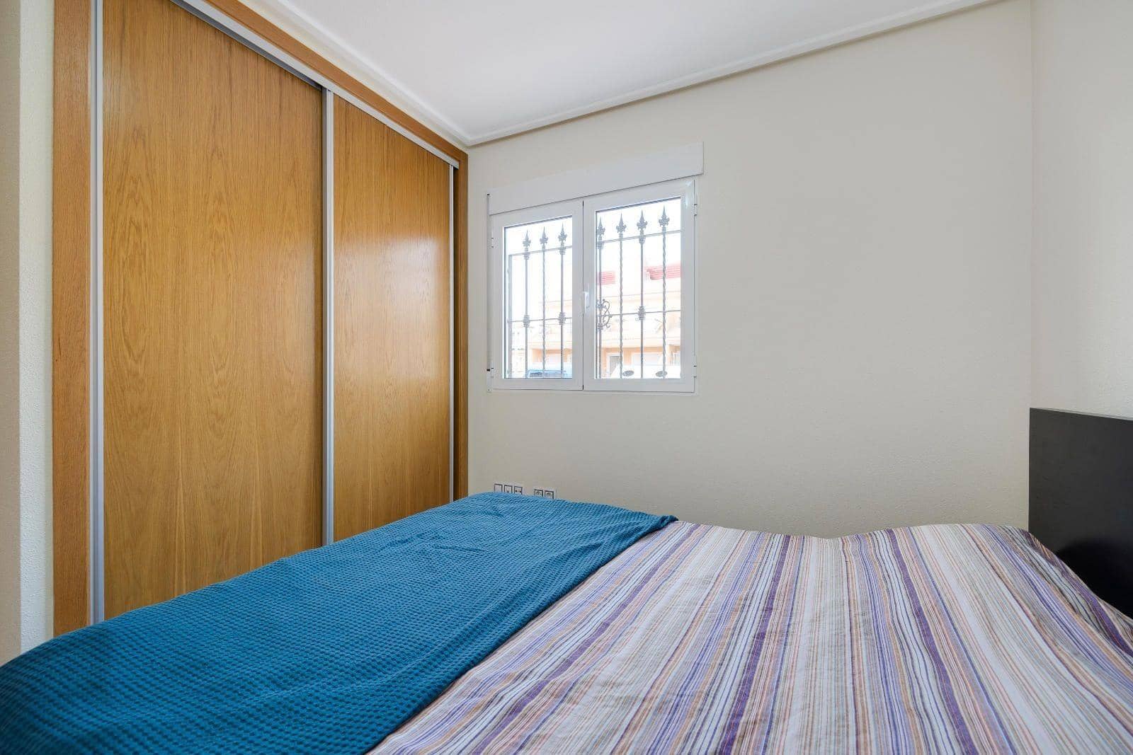 3 slaapkamer Appartement te koop in Playa Flamenca met zwembad garage - € 239.969 (Ref: 9226918)