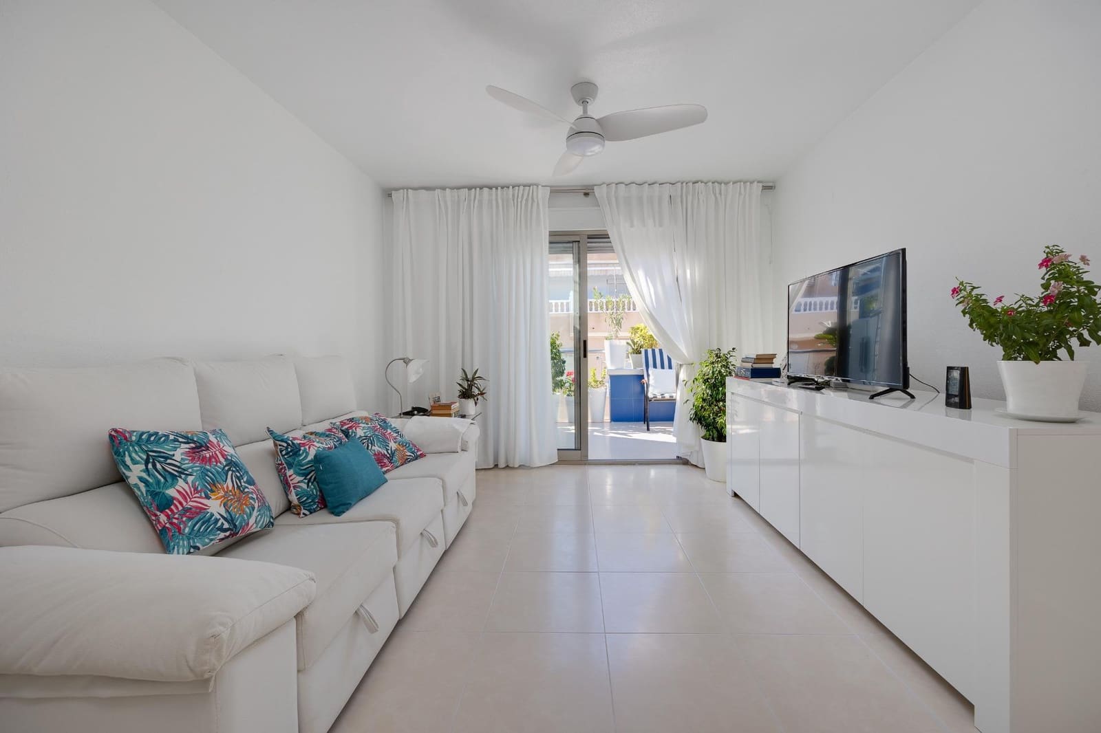 3 Zimmer Penthouse zu verkaufen in Torrevieja mit Pool - 350.000 € (Ref: 9230498)