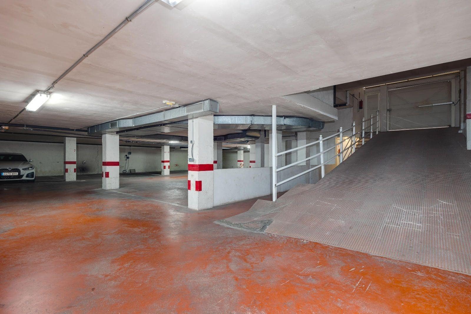 3 bedroom Penthouse for sale in Torrevieja with garage - € 430,000 (Ref: 9236758)