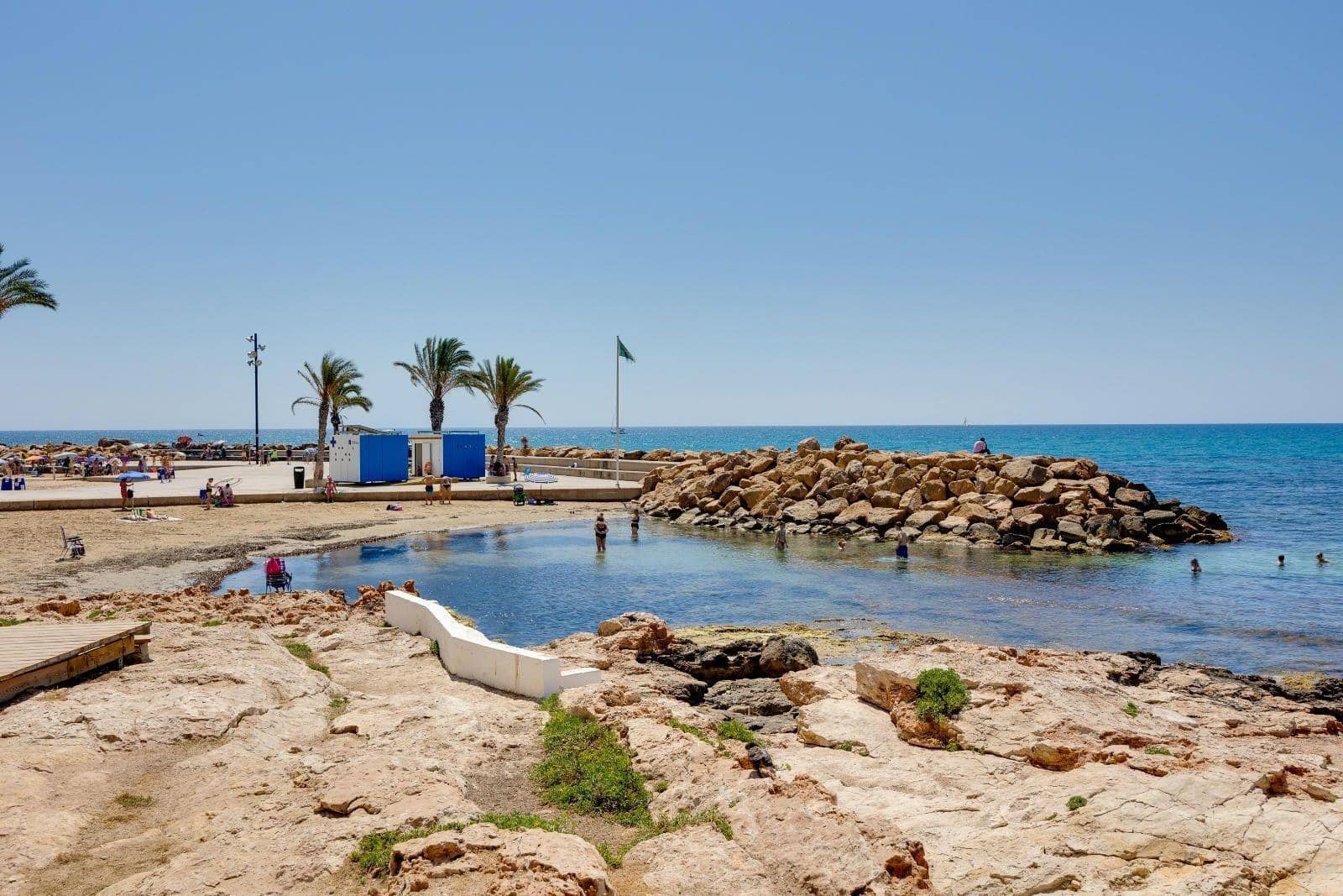 3 bedroom Penthouse for sale in Torrevieja with garage - € 430,000 (Ref: 9236758)