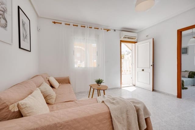 2 bedroom Bungalow for sale in Los Frutales, Torrevieja with pool - € 159,000 (Ref: 9240254)