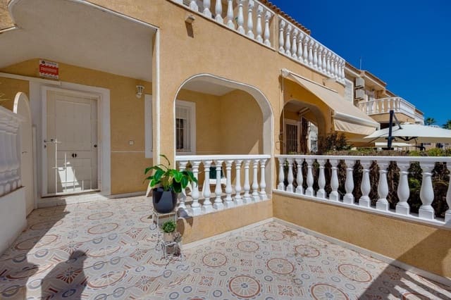 2 bedroom Bungalow for sale in Los Frutales, Torrevieja with pool - € 159,000 (Ref: 9240254)