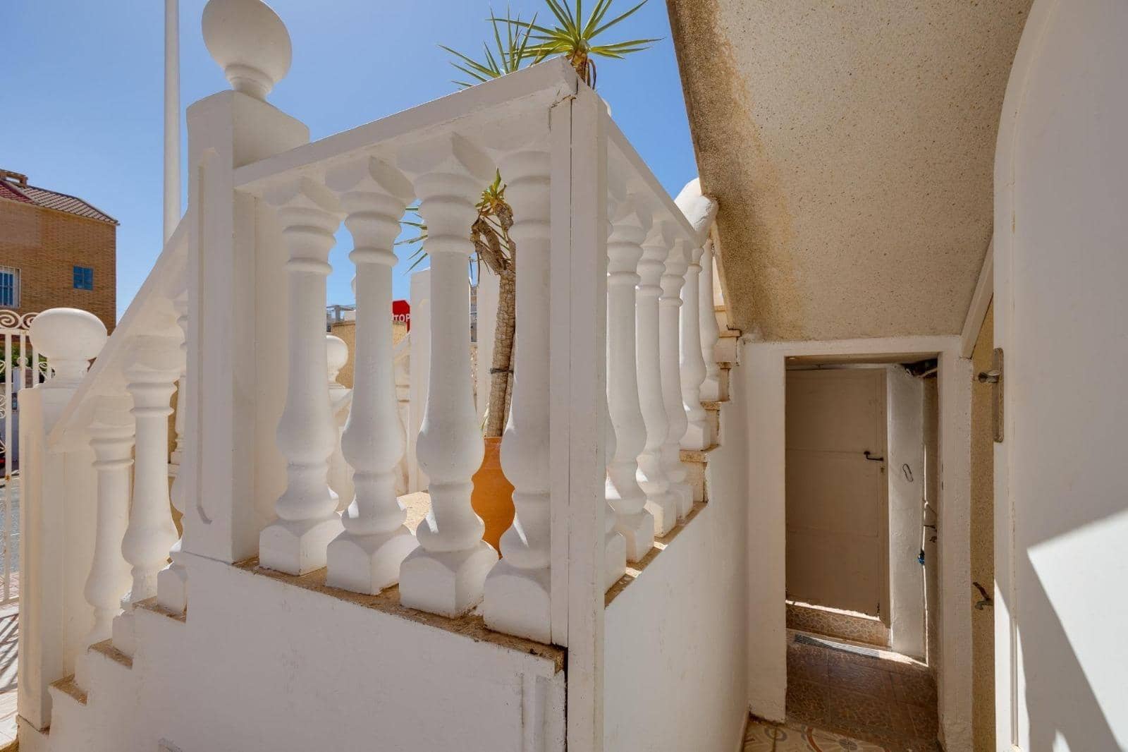 2 soverom Bungalow til salgs i Torrevieja med svømmebasseng - € 159 000 (Ref: 9240254)