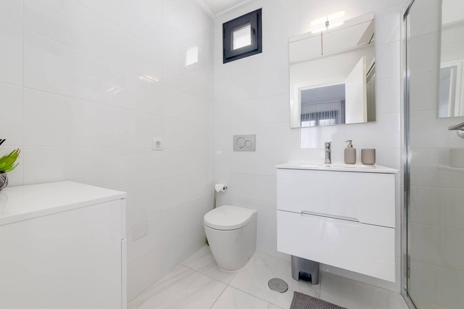 3 camera da letto Villetta a Schiera in vendita in Orihuela Costa con piscina - 325.000 € (Rif: 9257546)