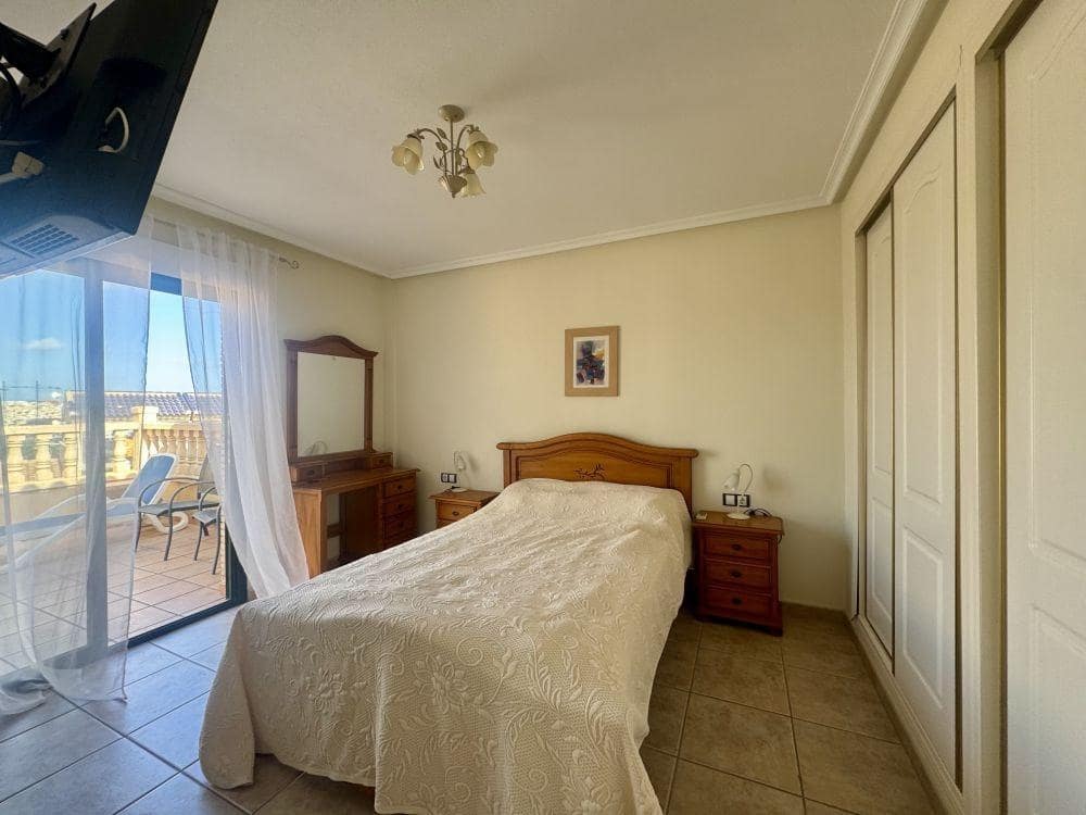 3 chambre Villa/Maison à vendre à Filipinas avec piscine garage - 354 995 € (Ref: 9262802)