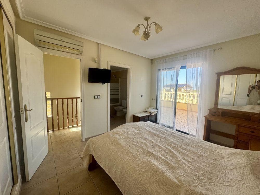 3 chambre Villa/Maison à vendre à Filipinas avec piscine garage - 354 995 € (Ref: 9262802)