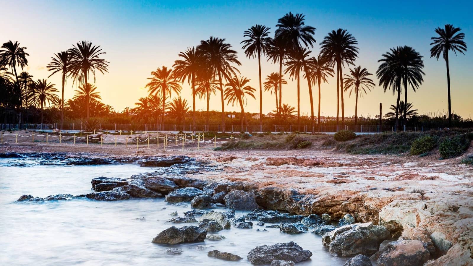 2 soveværelse Penthouse til salg i Punta Prima med swimmingpool garage - € 282.000 (Ref: 9276512)