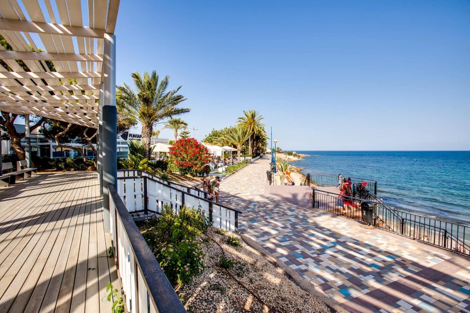 2 soveværelse Penthouse til salg i Punta Prima med swimmingpool garage - € 282.000 (Ref: 9276512)