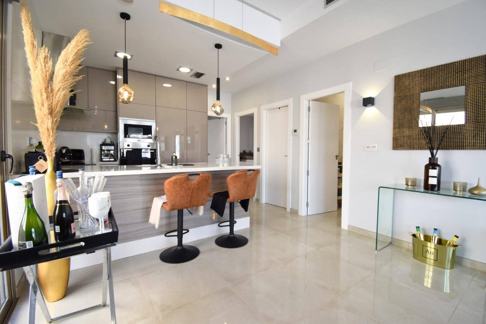 3 makuuhuone Paritalo myytävänä paikassa Orihuela Costa mukana uima-altaan - 369 950 € (Ref: 9282384)