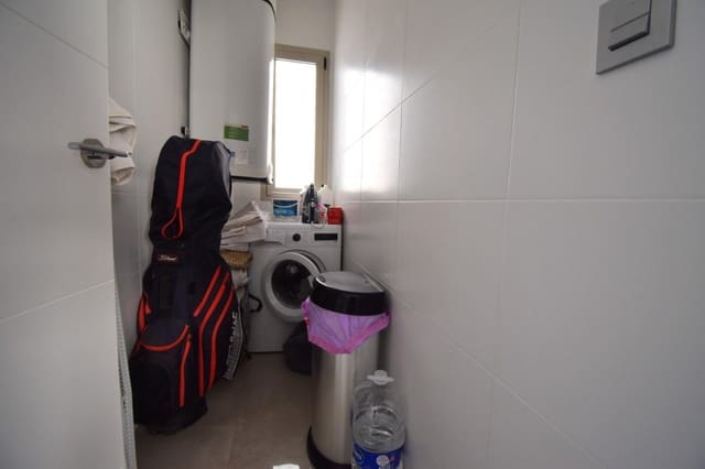 3 soverom Kjedet enebolig til salgs i Orihuela Costa, Orihuela med svømmebasseng - € 369 950 (Ref: 9282384)