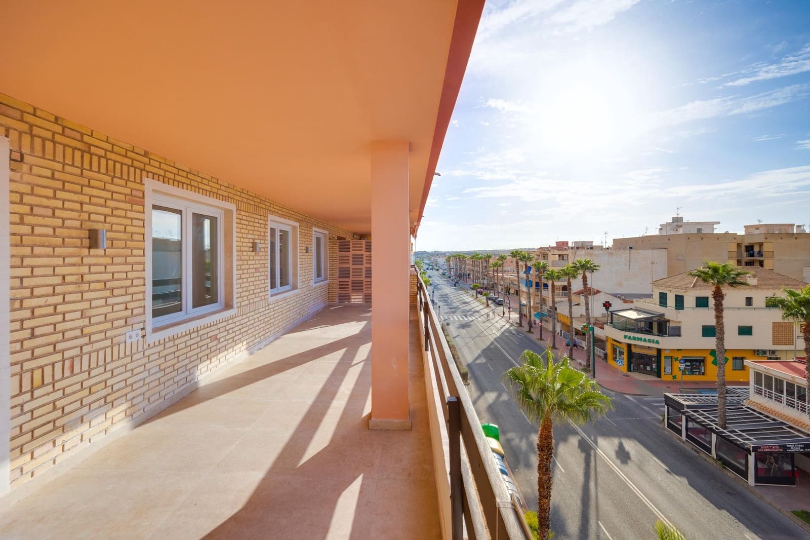 3 soveværelse Lejlighed til salg i Torrevieja - € 255.000 (Ref: 9301224)