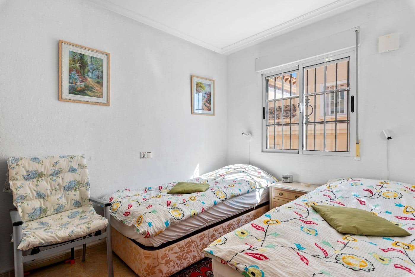 3 sovrum Radhus till salu i Aguas Nuevas med pool - 259 000 € (Ref: 9308693)