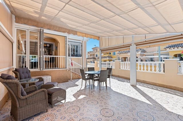 3 quarto Moradia em Banda para venda em Aguas Nuevas, Torrevieja com piscina - 259 000 € (Ref: 9308693)