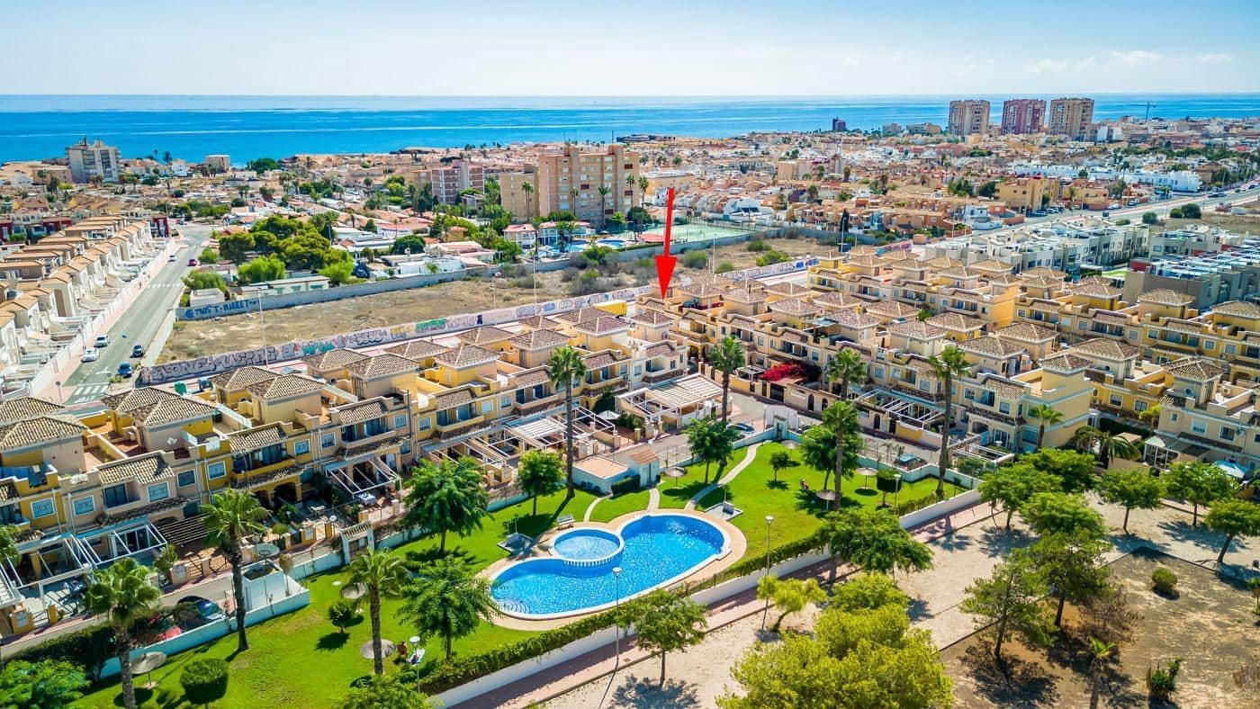 3 sovrum Radhus till salu i Aguas Nuevas med pool - 259 000 € (Ref: 9308693)