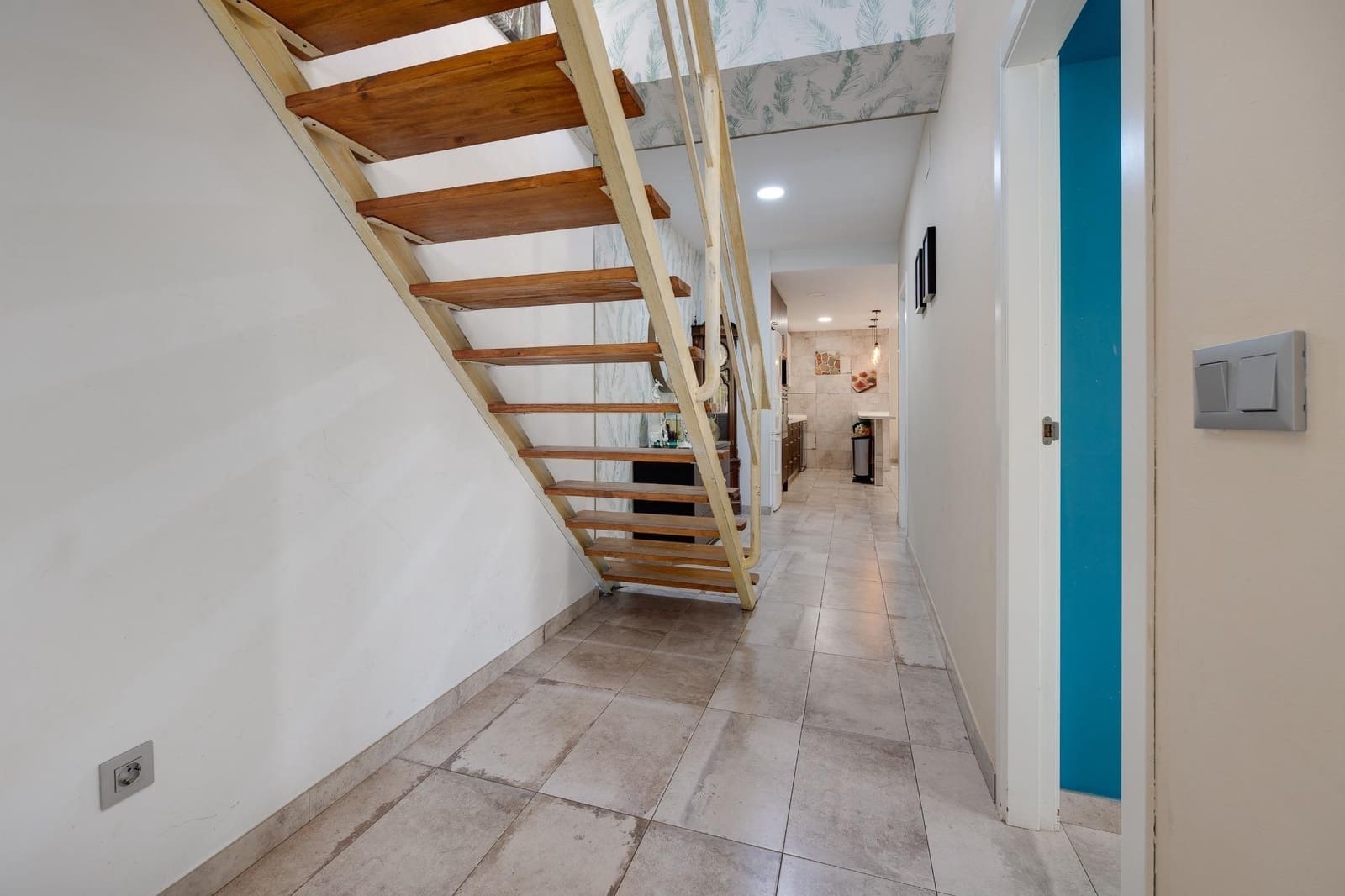 3 bedroom Townhouse for sale in Torrevieja with garage - € 250,000 (Ref: 9312759)