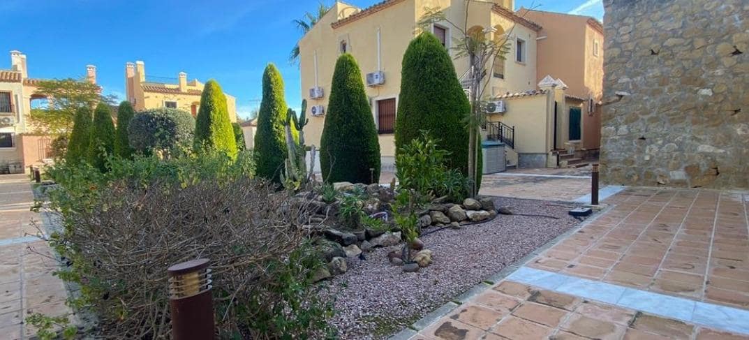 3 soverom Rekkehus til salgs i Algorfa med svømmebasseng - € 210 000 (Ref: 9338479)