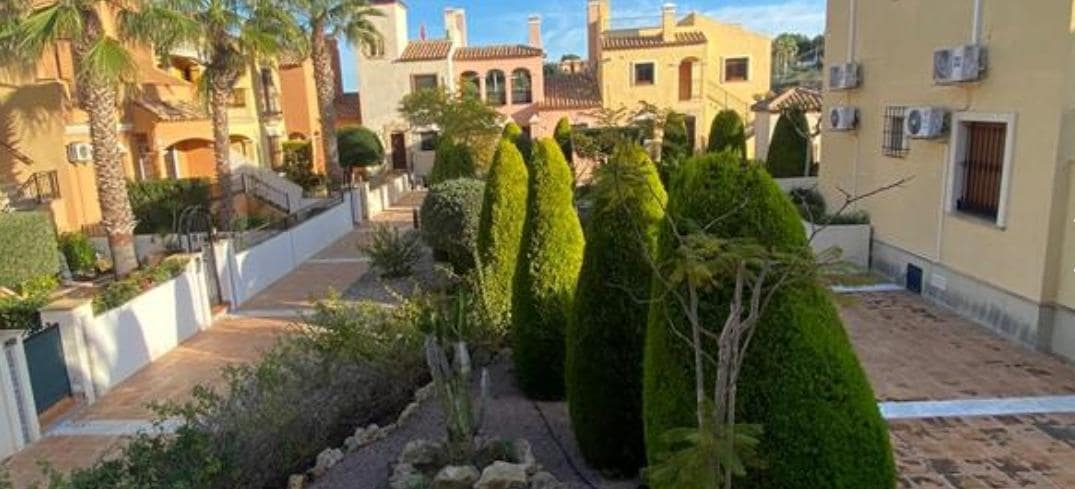 3 soverom Rekkehus til salgs i Algorfa med svømmebasseng - € 210 000 (Ref: 9338479)