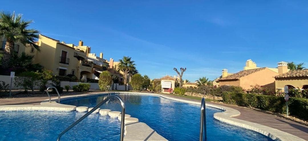 3 soverom Rekkehus til salgs i Algorfa med svømmebasseng - € 210 000 (Ref: 9338479)