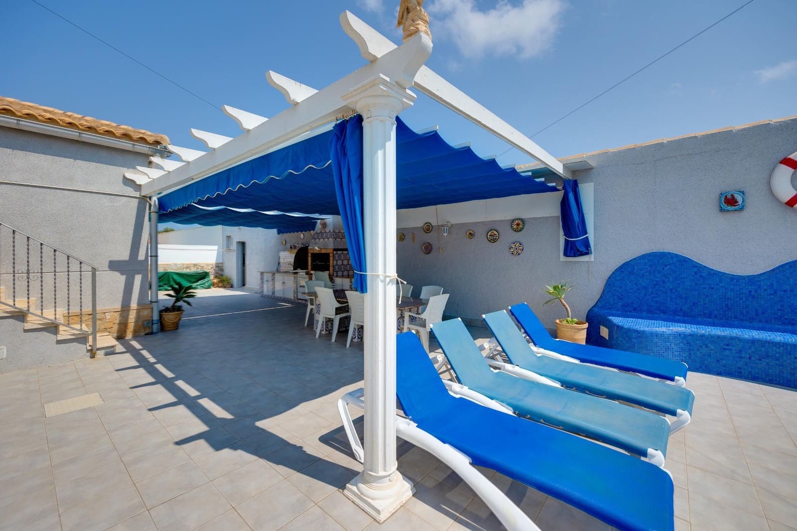 4 soveværelse Villa til salg i La Regia med swimmingpool garage - € 725.000 (Ref: 9362530)