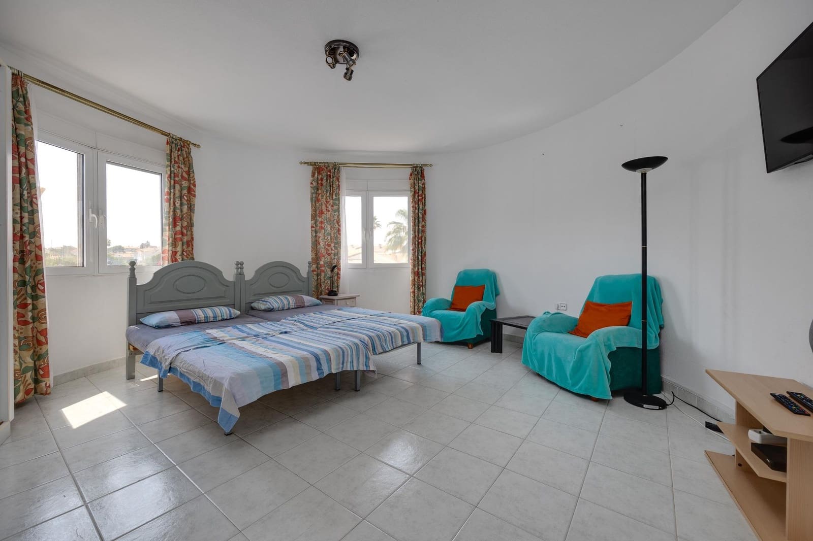 4 soveværelse Villa til salg i La Regia med swimmingpool garage - € 725.000 (Ref: 9362530)