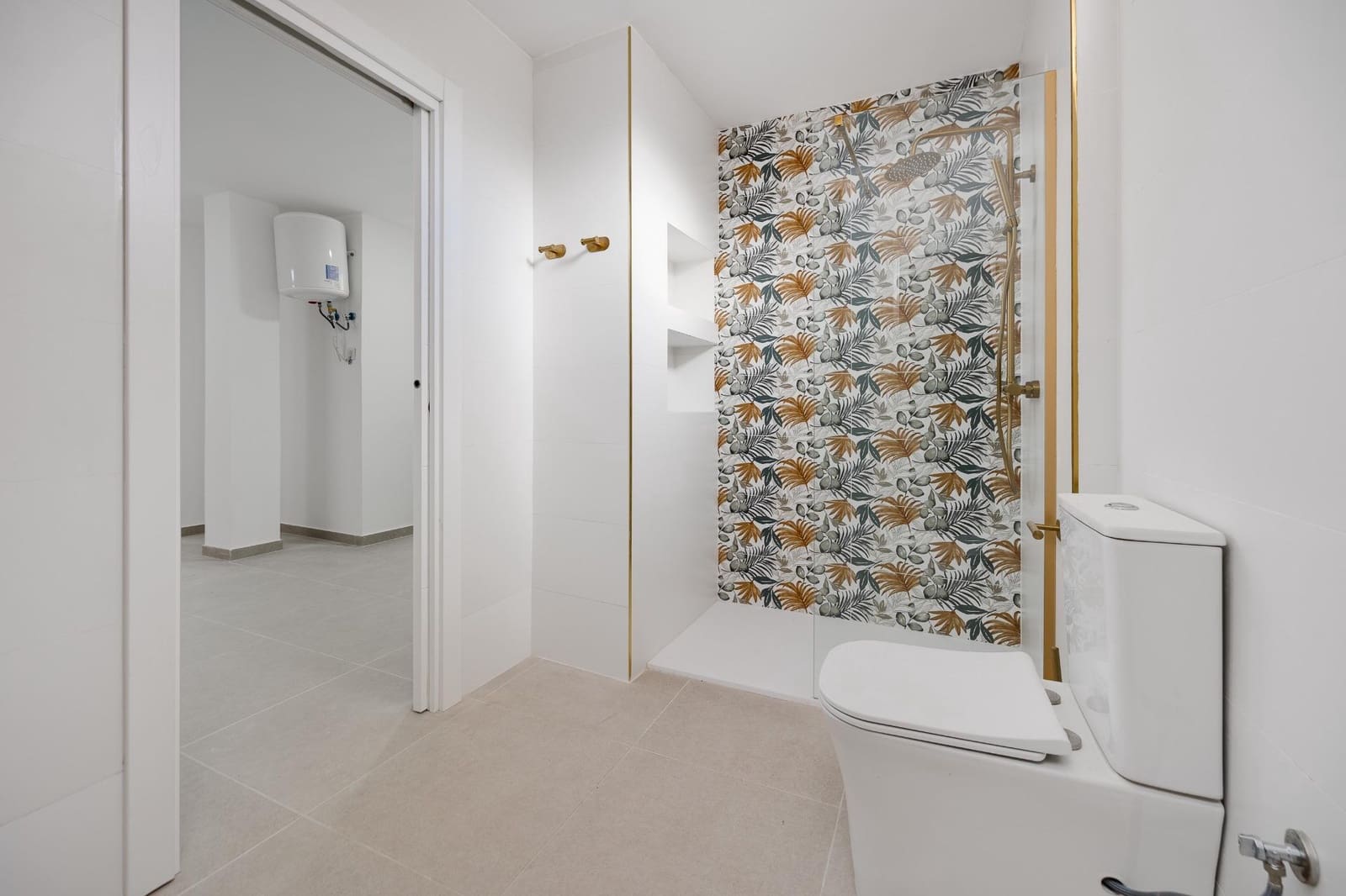 4 chambre Villa/Maison à vendre à Playa Flamenca avec garage - 345 000 € (Ref: 9382735)