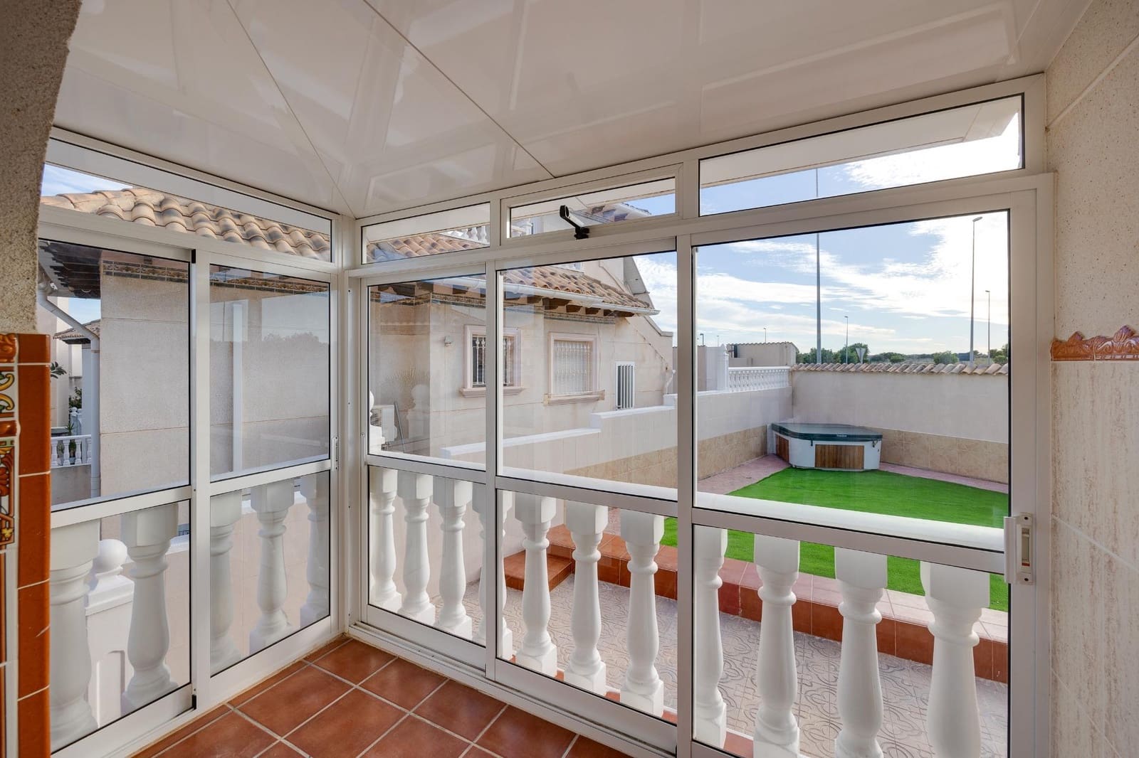 4 chambre Villa/Maison à vendre à Playa Flamenca avec garage - 345 000 € (Ref: 9382735)