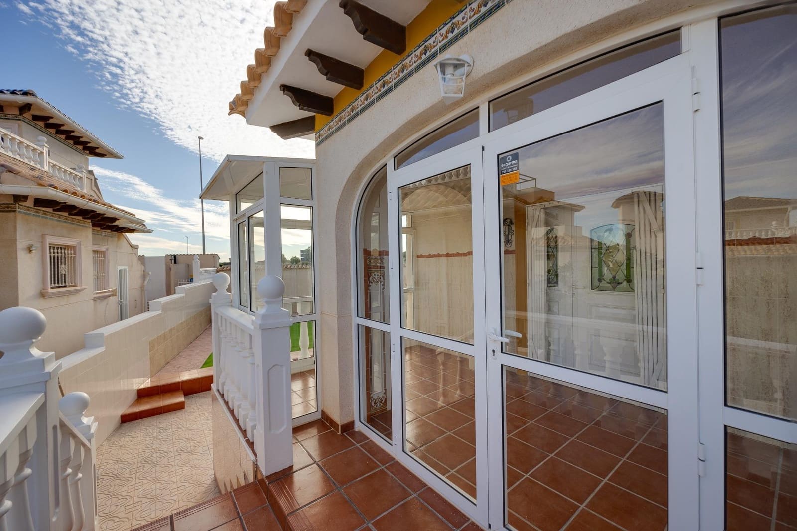 4 chambre Villa/Maison à vendre à Playa Flamenca avec garage - 345 000 € (Ref: 9382735)