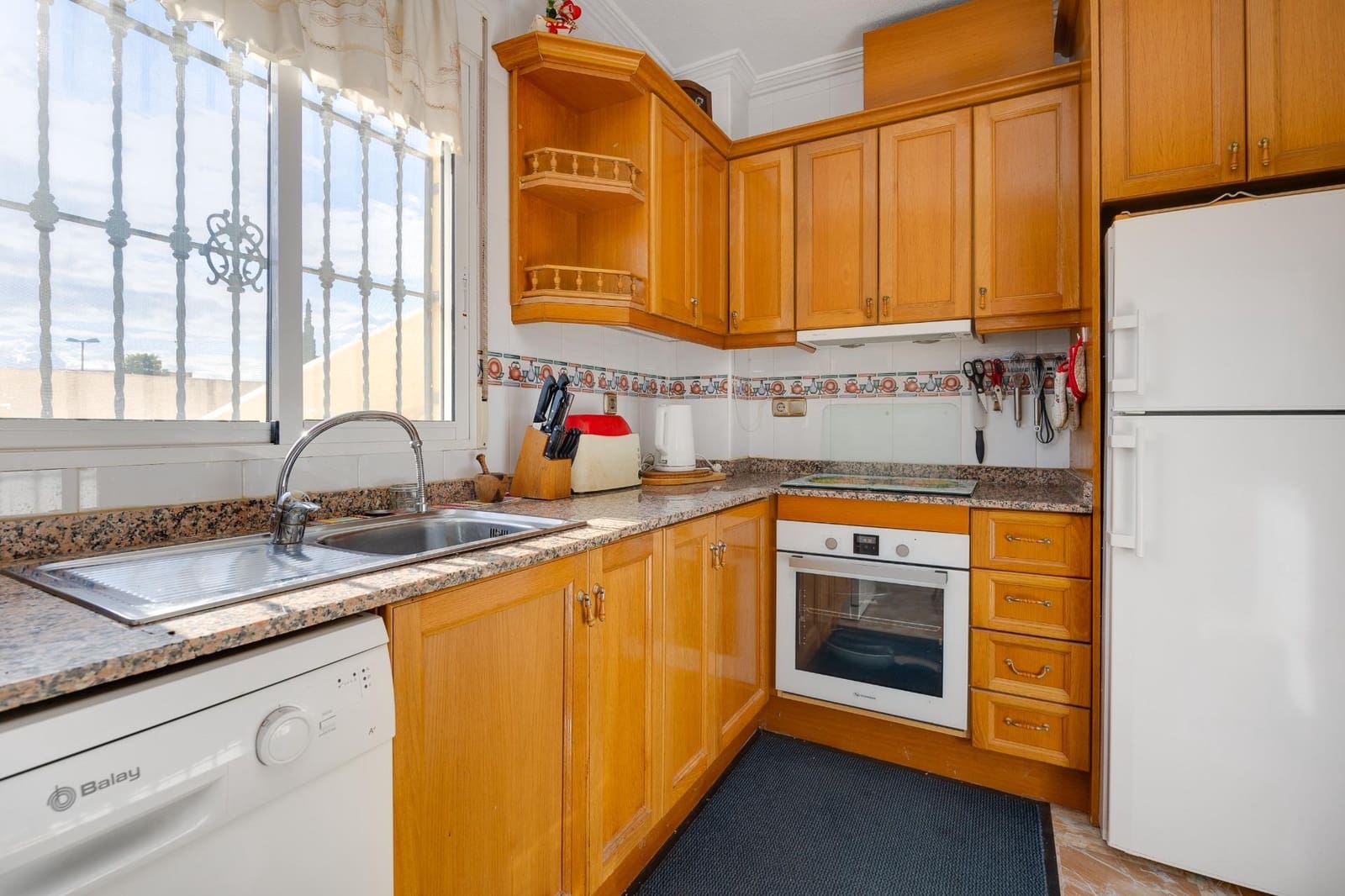 4 sovrum Villa till salu i Playa Flamenca med pool garage - 315 000 € (Ref: 9401937)