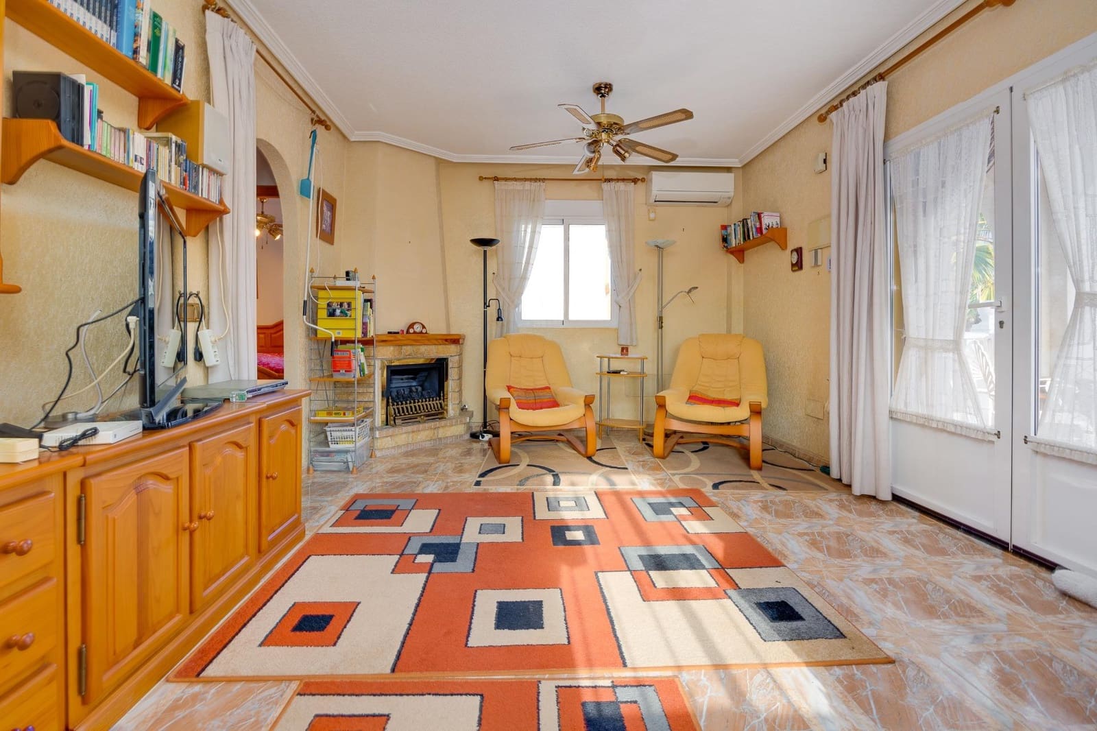 4 sovrum Villa till salu i Playa Flamenca med pool garage - 315 000 € (Ref: 9401937)