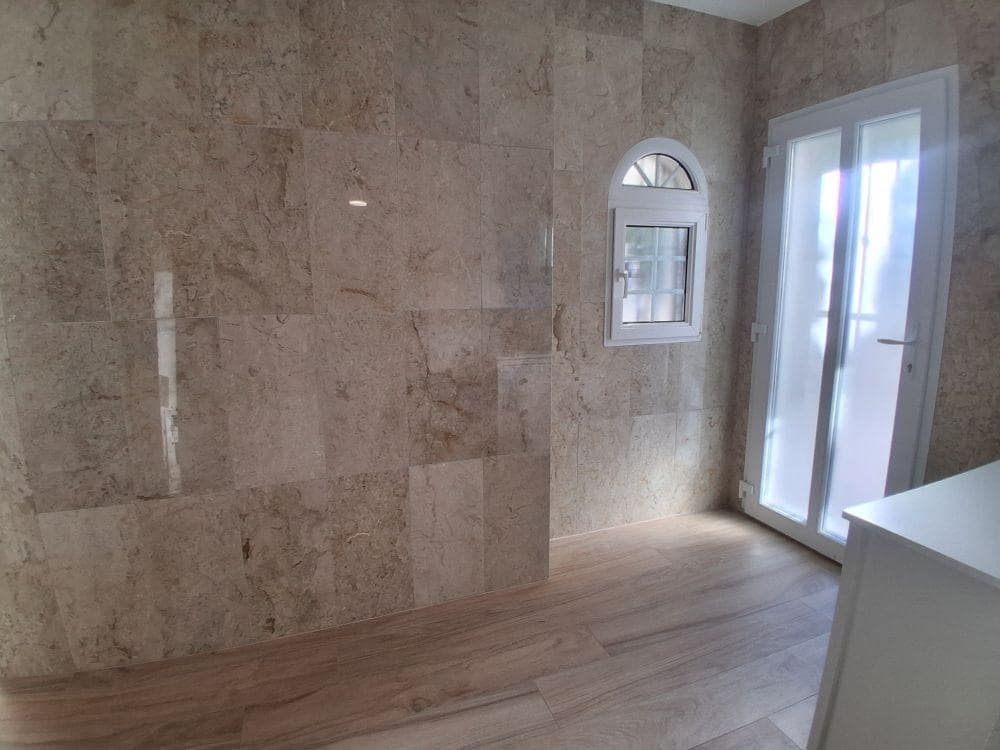 4 makuuhuone Huvila myytävänä paikassa Orihuela Costa mukana uima-altaan - 499 990 € (Ref: 9422303)