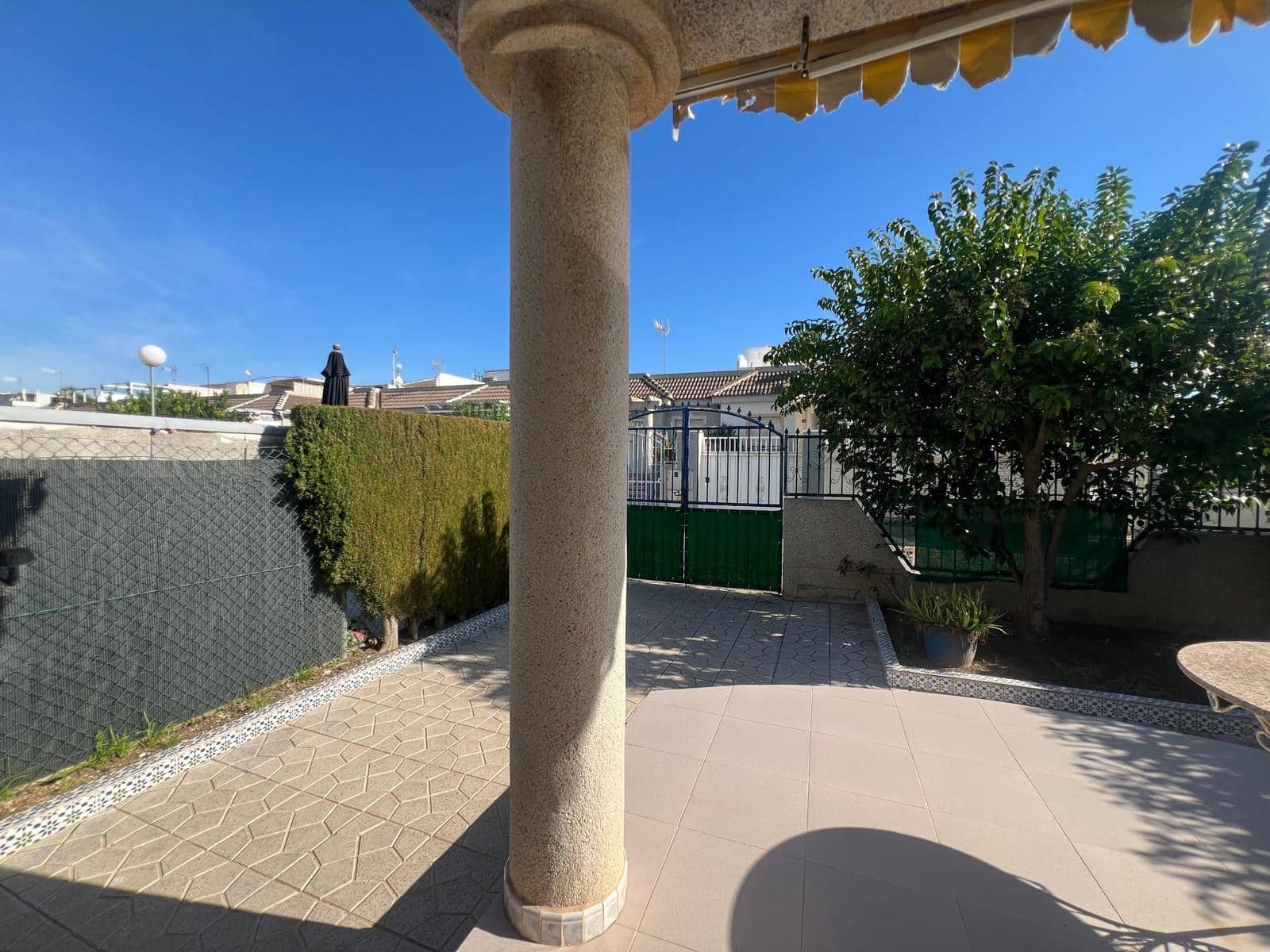 2 chambre Villa/Maison Mitoyenne à vendre à La Siesta - 139 995 € (Ref: 9422304)