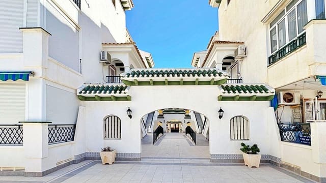 1 bedroom Apartment for sale in Los Europeos, Torrevieja with pool garage - € 187,900 (Ref: 9424430)