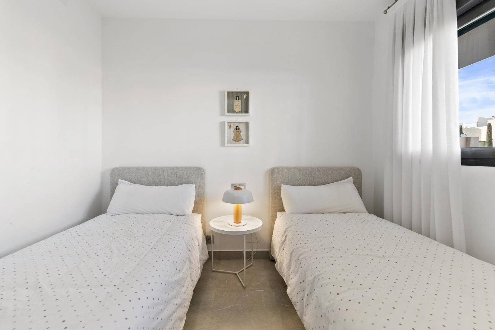 Apartamento de 2 habitaciones en Orihuela Costa en venta con piscina garaje - 310.000 € (Ref: 9427442)